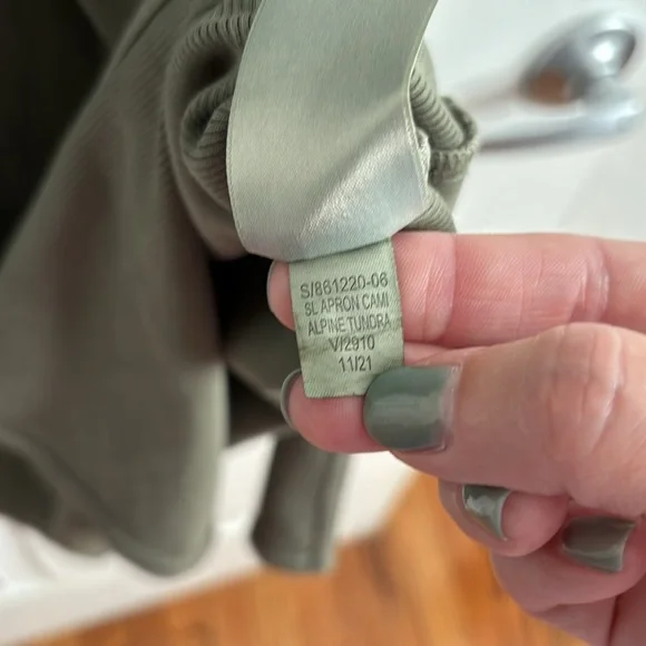 OLD NAVY MAXI DRESS-Camouflage Green Ribbed Knit Size Medium - Picture 4 of 5